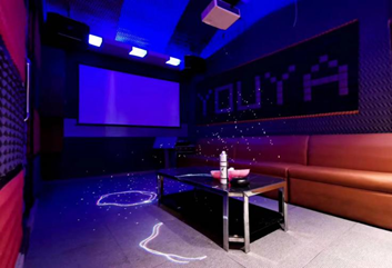 优雅文化传媒练歌房